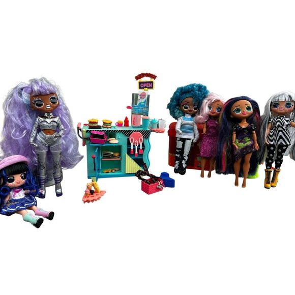 OMG SURPRISE fashion dolls accessory bundle playset 214? - Picture 1 of 10